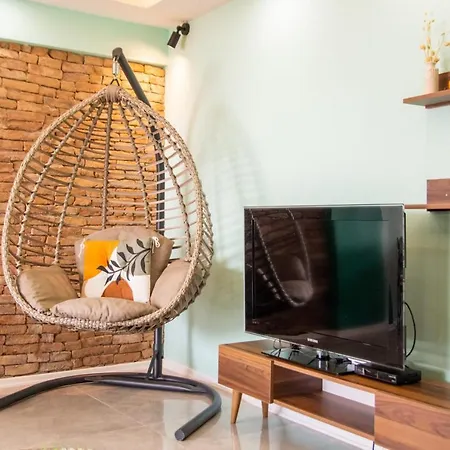 Flat With Great View And Location In Konak